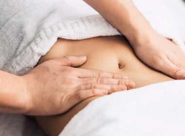 traitements non chirurgicaux de l'endométriose, traitements non pharmaceutiques de l'endométriose, traitements alternatifs de l'endométriose, thérapies alternatives de l'endométriose, massage de l'endométriose, conseil de l'endométriose, traitement de l'endométriose