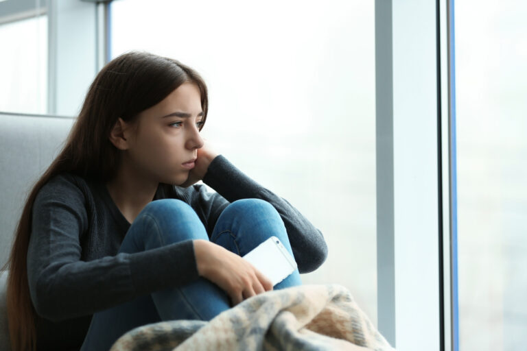 oral contraception teen depression, birth control raises depression risk in teen girls, teen depression birth control, oral contraceptive cause depression teens, why does birth control make teens depressed