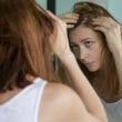 chute de cheveux d'origine hormonale, chute de cheveux, PMOS, périménopause
