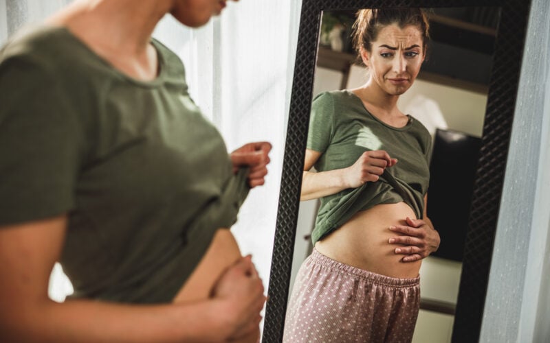 12 Tips To Manage Bloating During ovulation And Causes