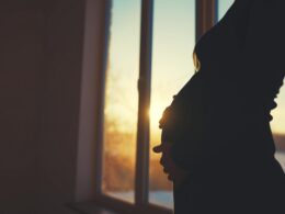 mortalidad materna, mujeres de entre 40 y 49 años, embarazo en la tercera edad, afecciones preexistentes,