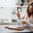 honey, reproductive health, hormones, health benefits, yeast infection