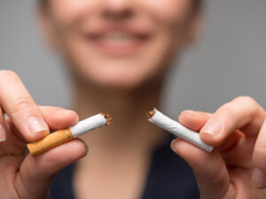 quit smoking, birth control smoking, birth control quit smoking, birth control makes it harder to quit smoking, how birth control affects smoking cessation,