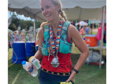 ultrarunning mom, ultrarunning motherhood, ultrarunning pregnancy, ultrarunning moms, ultrarunning and motherhood, ultrarunner emily blain,