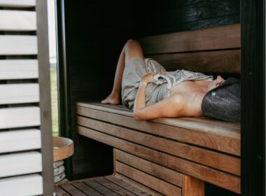 sauna, health benefits, women, healthy