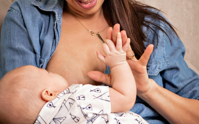 breastfed babies immune system, nursing,